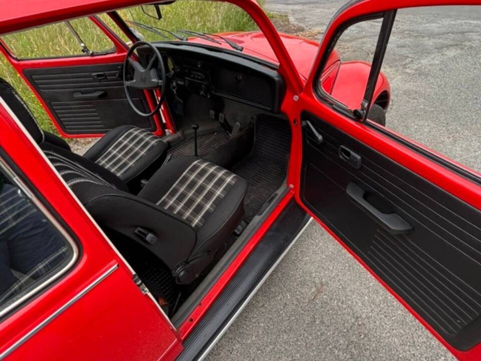 Image 8/12 of Volkswagen Beetle 1200 L (1984)