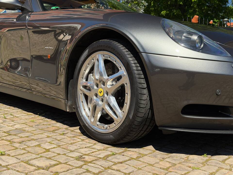 Afbeelding 37/74 van Ferrari 612 Scaglietti (2006)