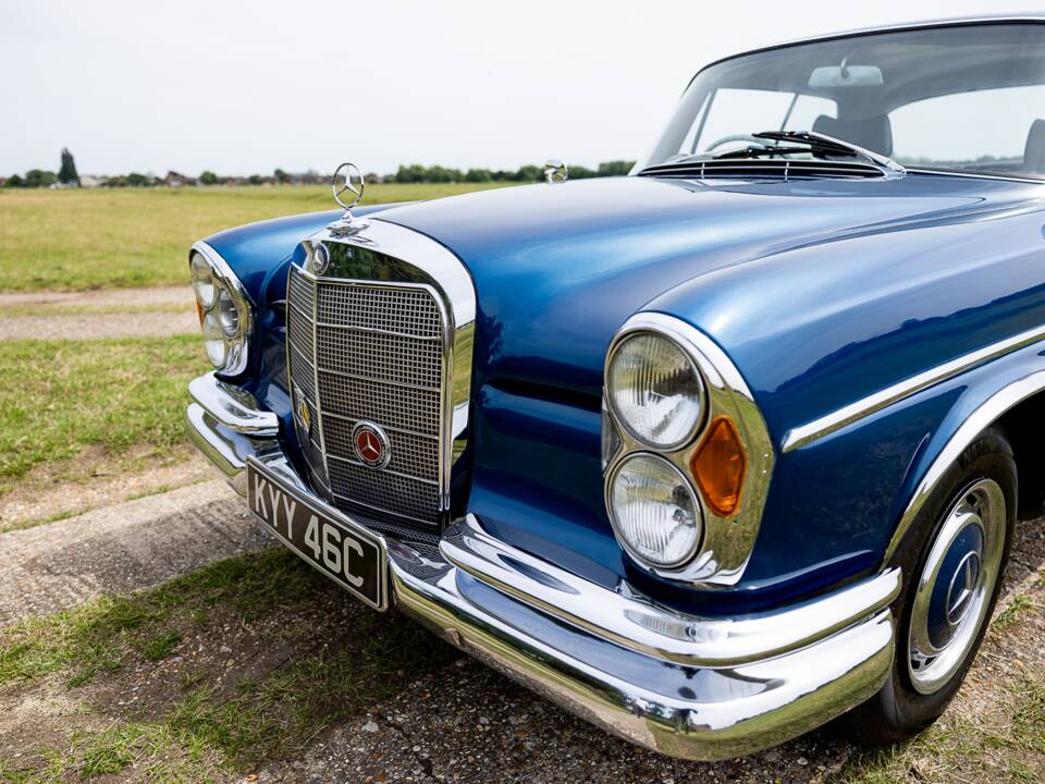 Bild 36/50 von Mercedes-Benz 300 SE (1965)