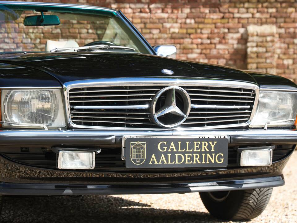 Image 33/50 de Mercedes-Benz 420 SL (1986)