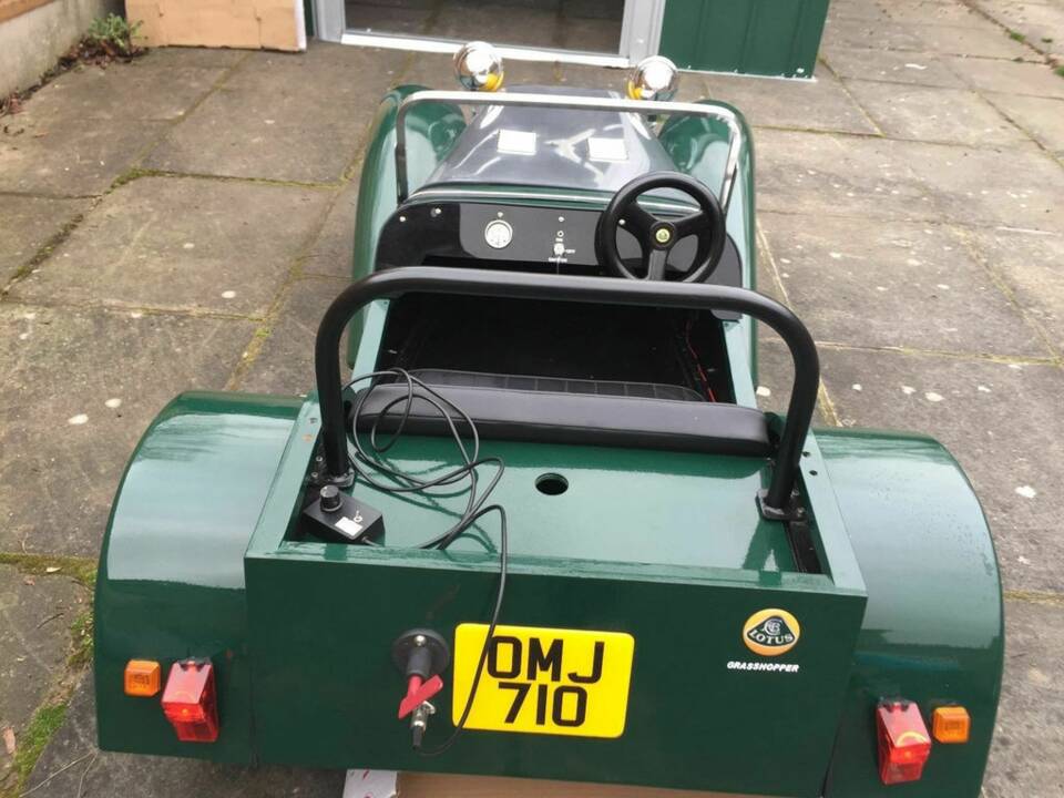 Image 5/8 de BWE Grasshopper (2000)