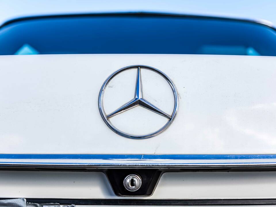 Image 31/175 of Mercedes-Benz 420 SE (1986)