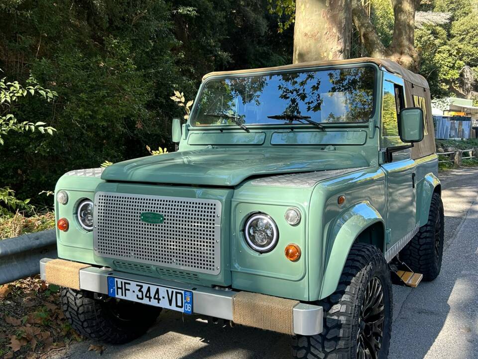 Image 7/72 of Land Rover 90 (1987)