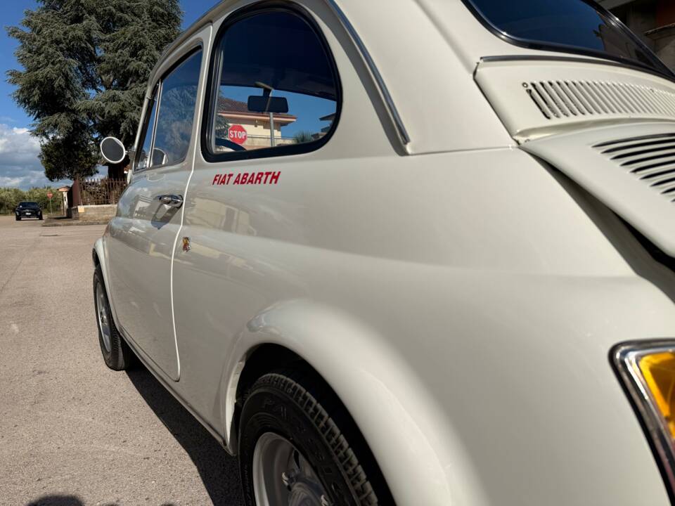 Bild 43/52 von FIAT 500 L (1969)