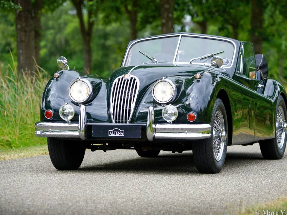 Afbeelding 5/59 van Jaguar XK 140 SE DHC (1955)