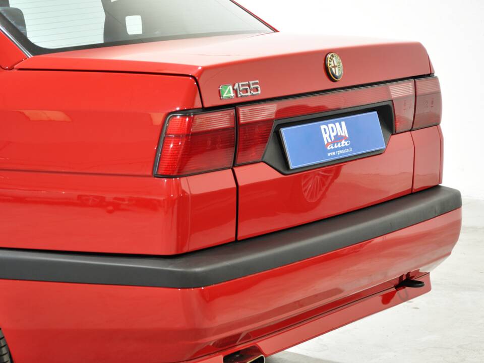 Imagen 9/30 de Alfa Romeo 155  2.0 Q4 4x4 (1992)