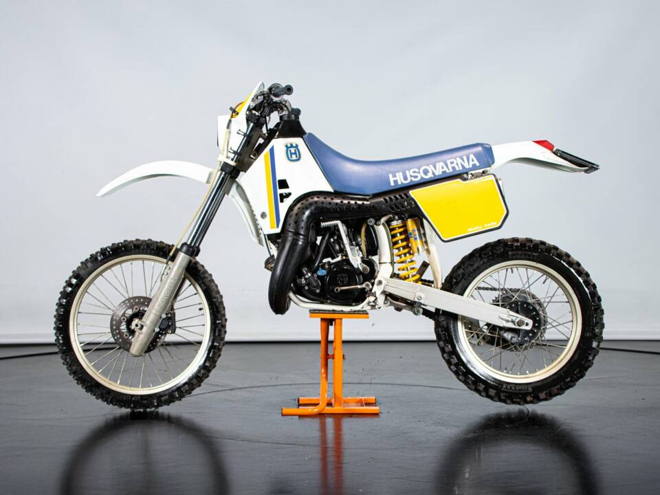 Afbeelding 1/50 van Husqvarna DUMMY (1987)