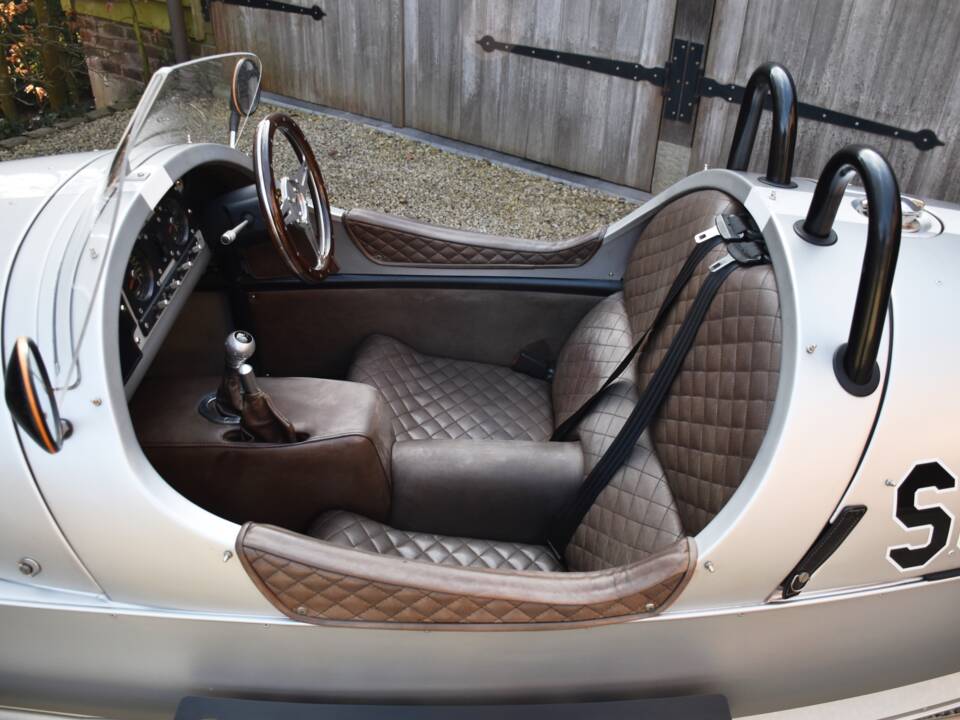 Image 19/31 of Morgan 3-Wheeler (2014)