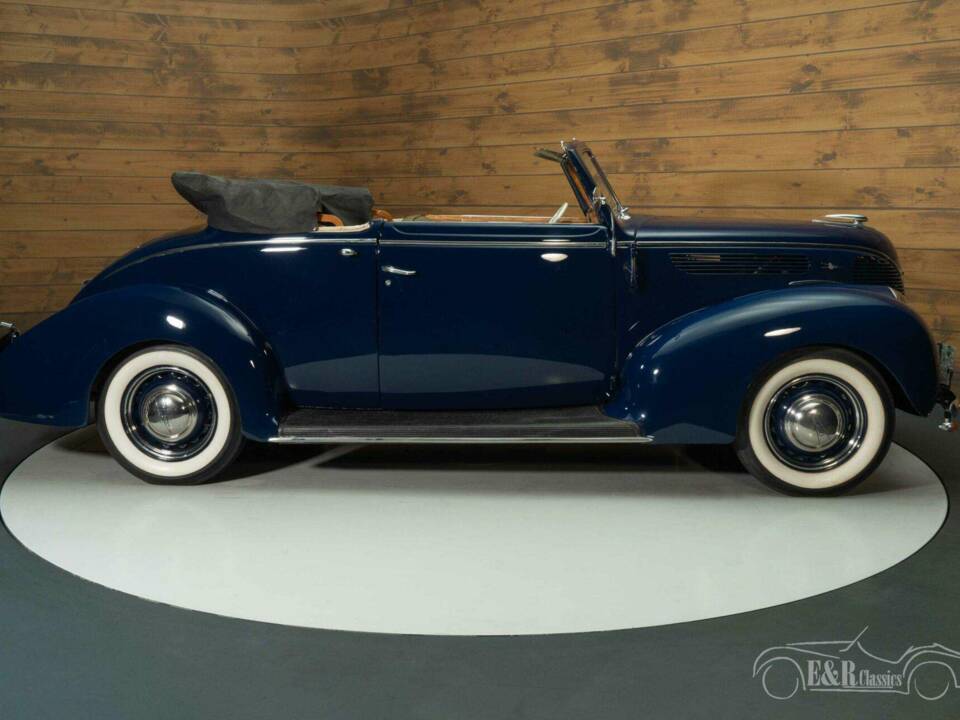 Bild 8/19 von Ford V8 (1938)