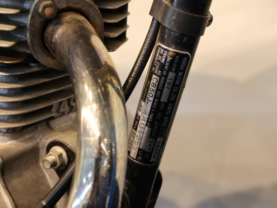 Image 10/22 of Honda CB 50 J (1900)