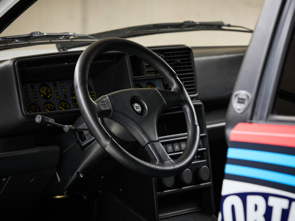 Bild 52/98 von Lancia Delta HF Integrale Evoluzione I &quot;Martini 6&quot; (1992)
