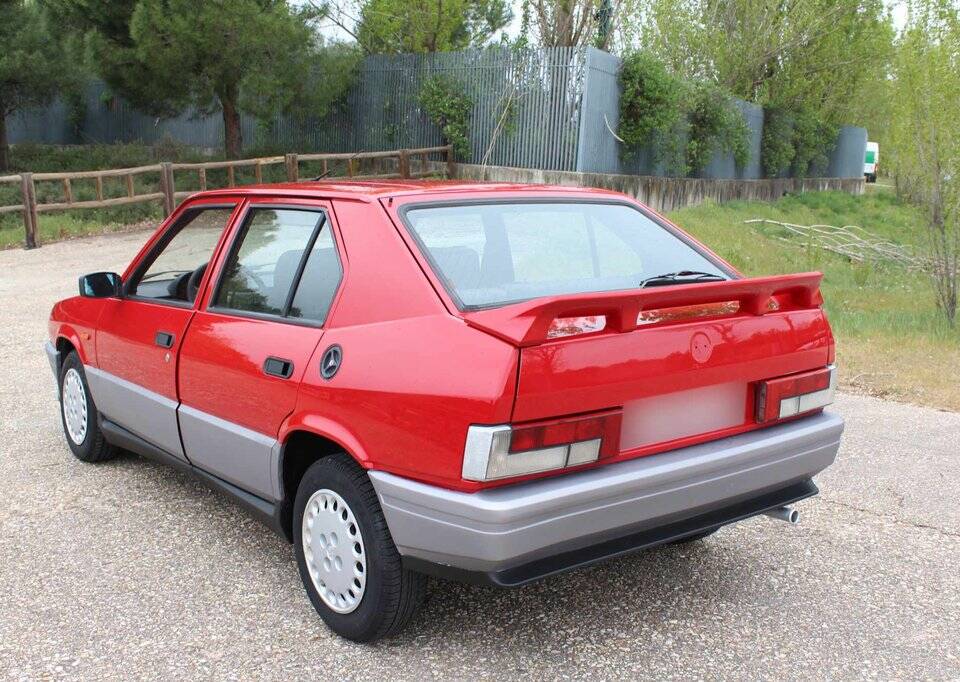 Imagen 6/8 de Alfa Romeo 33 - 1.3 S (1989)