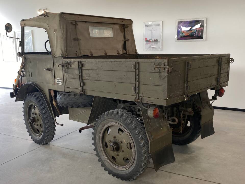 Afbeelding 12/67 van Mercedes-Benz Unimog 2010 (1951)
