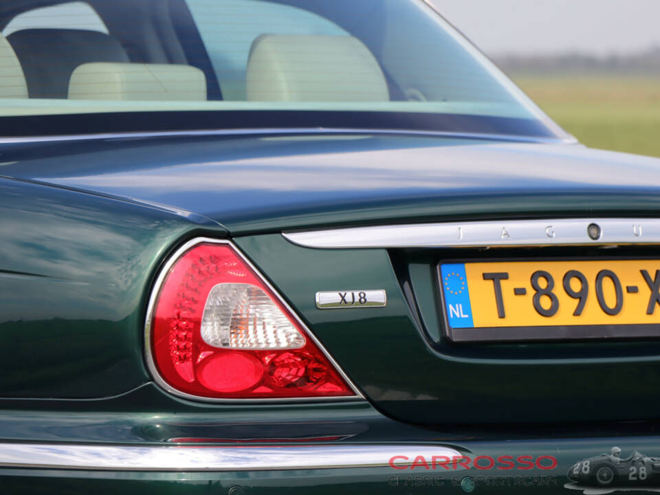 Bild 32/41 von Jaguar XJ 8 4.2 (2004)