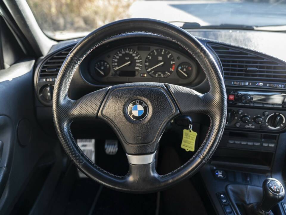 Bild 47/50 von BMW 318is "Class II" (1994)