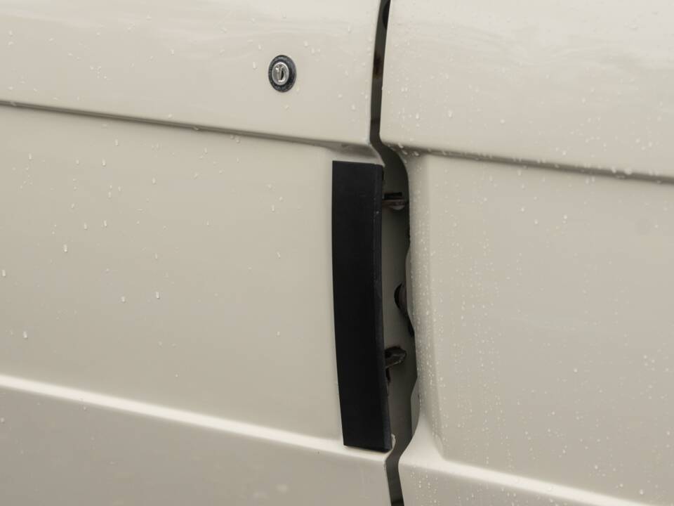 Image 17/50 of Land Rover Range Rover Classic (1982)