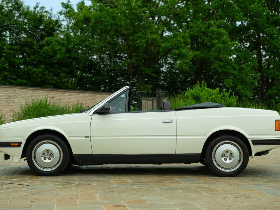 Immagine 11/50 di Maserati Biturbo Spyder i (1989)