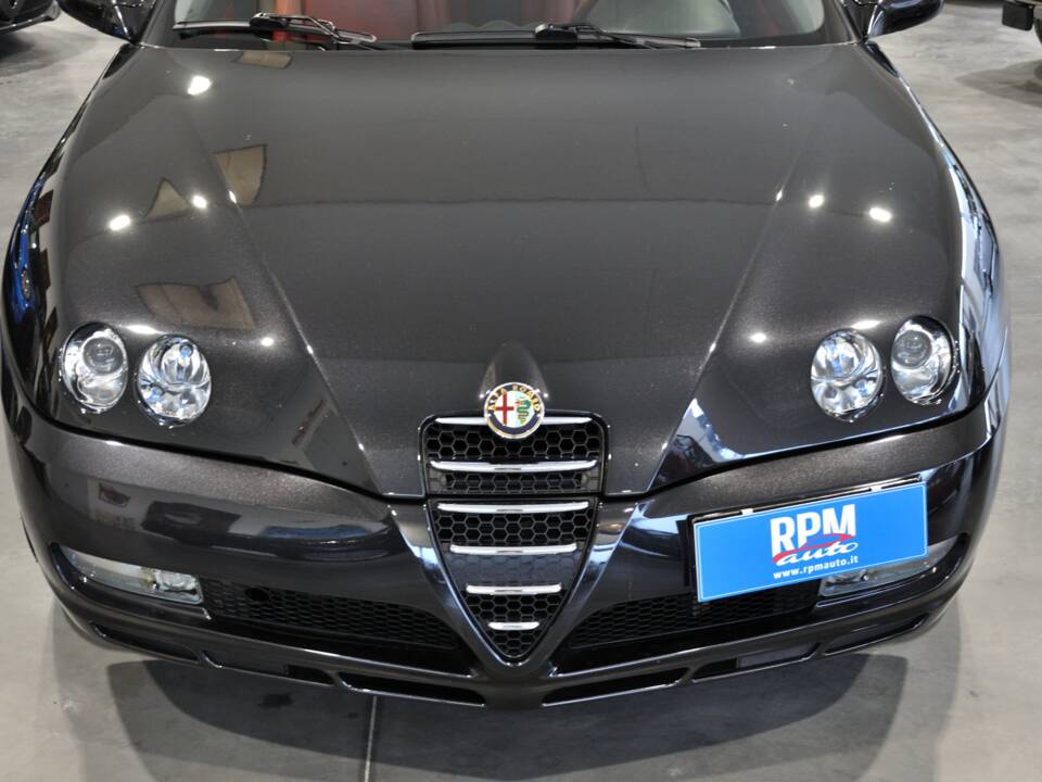 Immagine 8/39 di Alfa Romeo GTV 2.0 JTS (2005)