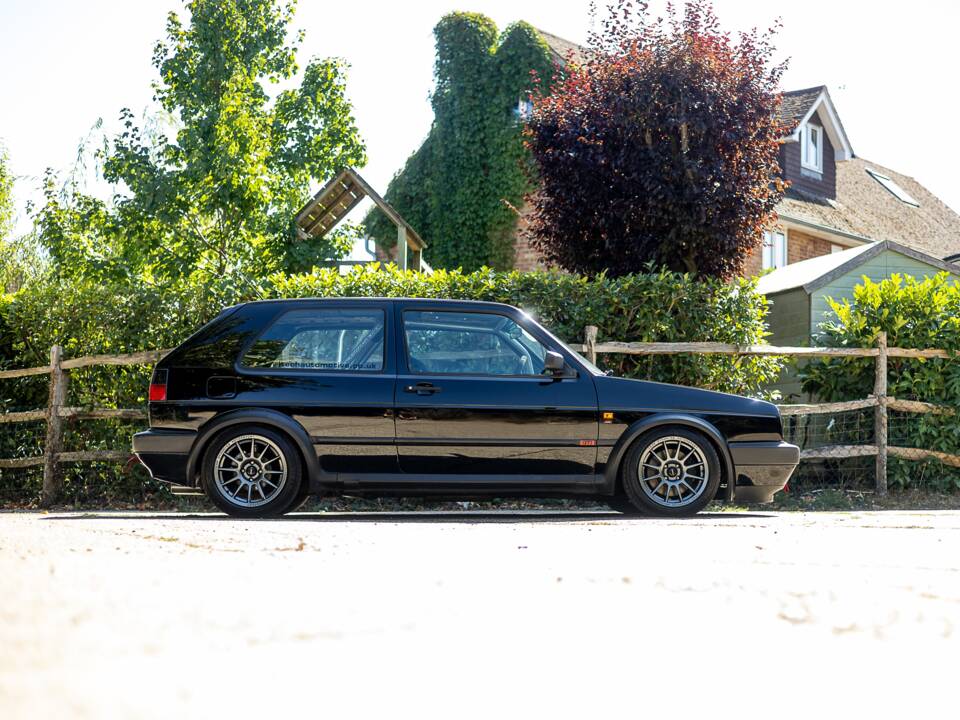 Bild 27/50 von Volkswagen Golf II GTi 1.8 (1991)