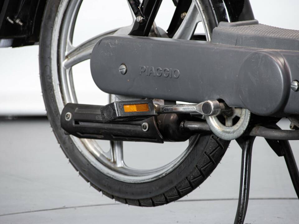 Bild 48/49 von Piaggio DUMMY (2002)