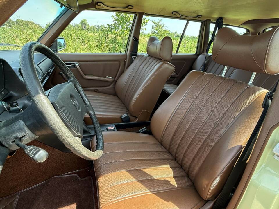 Bild 3/21 von Mercedes-Benz 300 TD (1978)