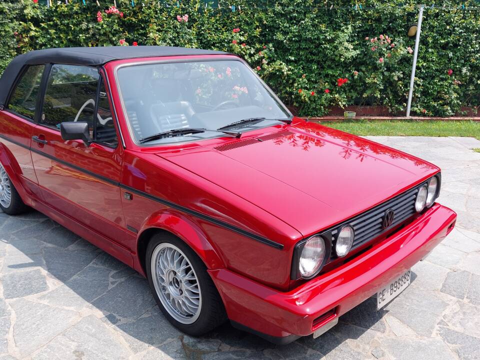 Image 53/55 de Volkswagen Golf Mk I Convertible 1.6 (1990)