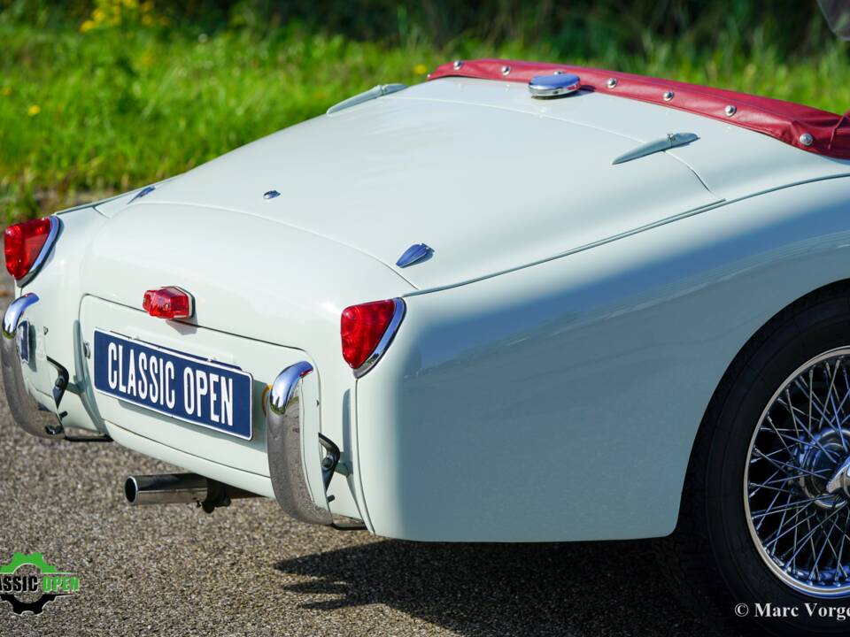 Image 29/45 of Triumph TR 2 (1954)
