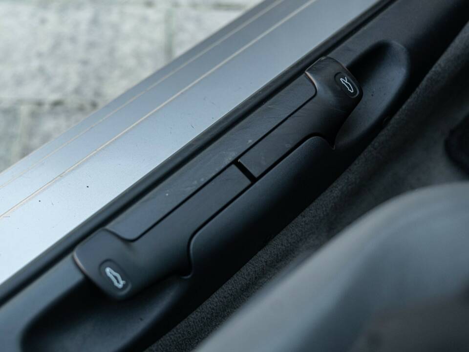 Imagen 39/50 de Porsche Boxster (1997)