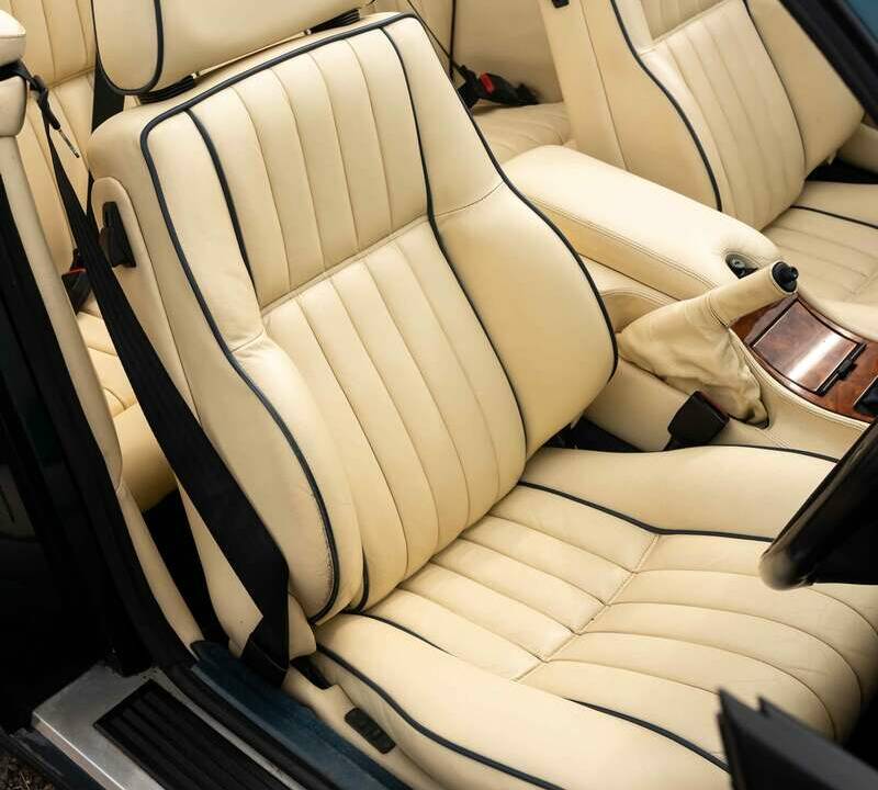 Bild 33/50 von Aston Martin Virage Volante (1995)