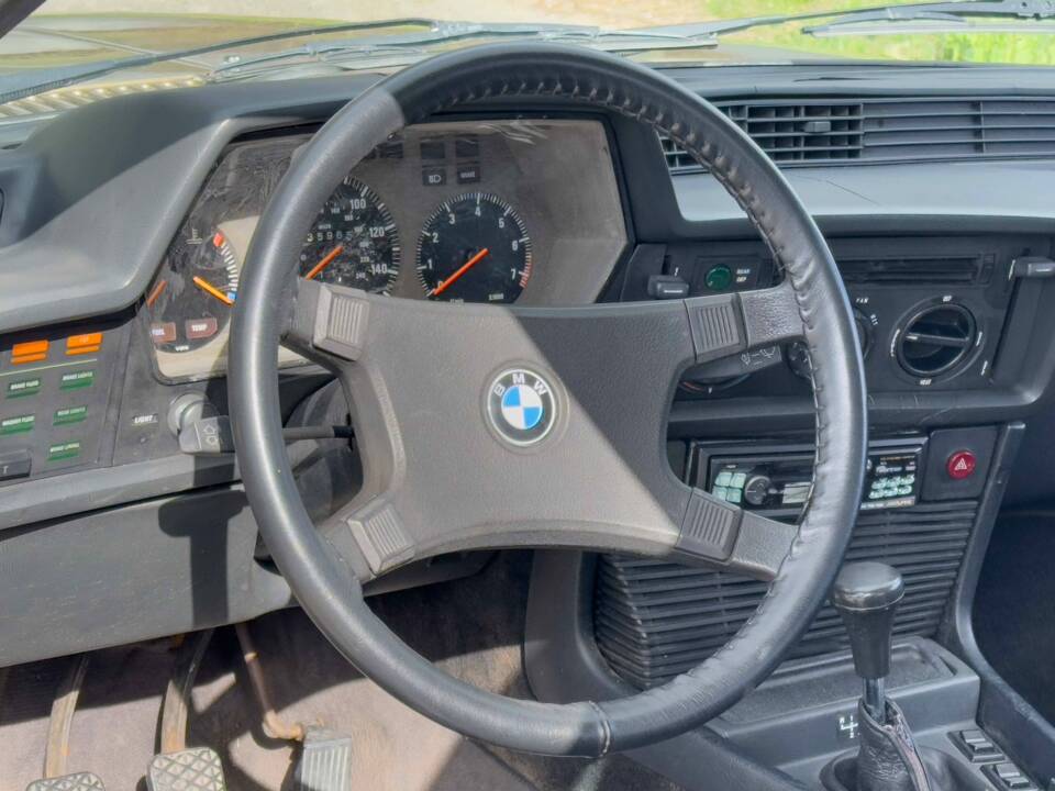 Image 5/5 of BMW 633 CSi (1981)