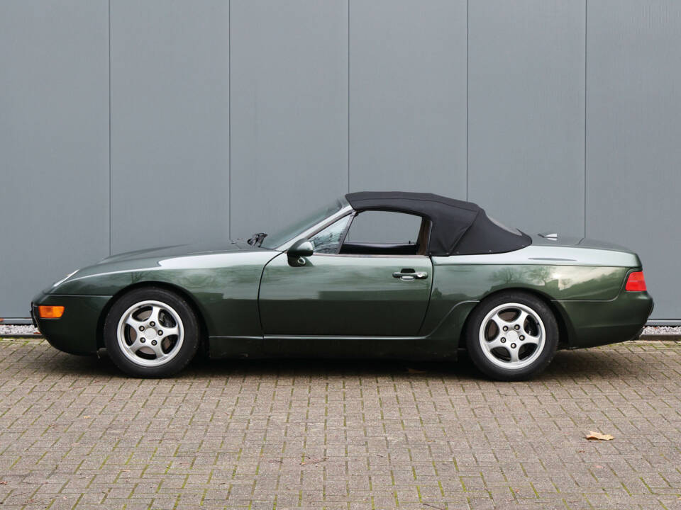Bild 24/47 von Porsche 968 (1992)