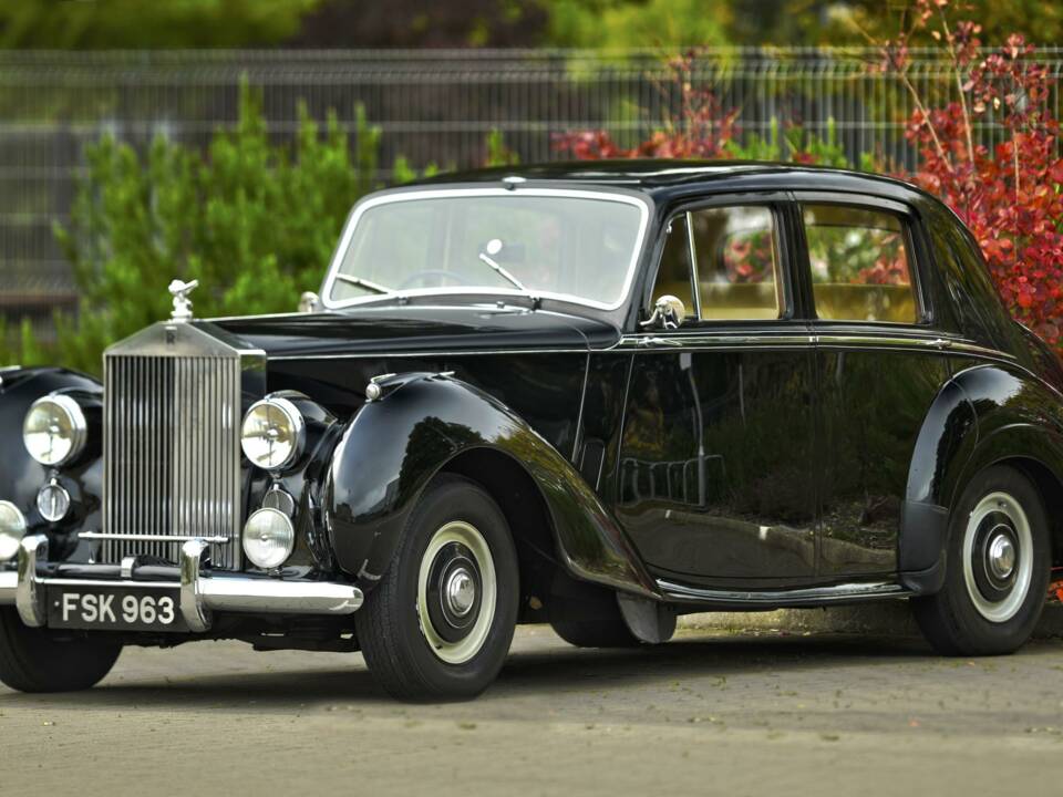 Bild 10/50 von Rolls-Royce Silver Dawn (1954)