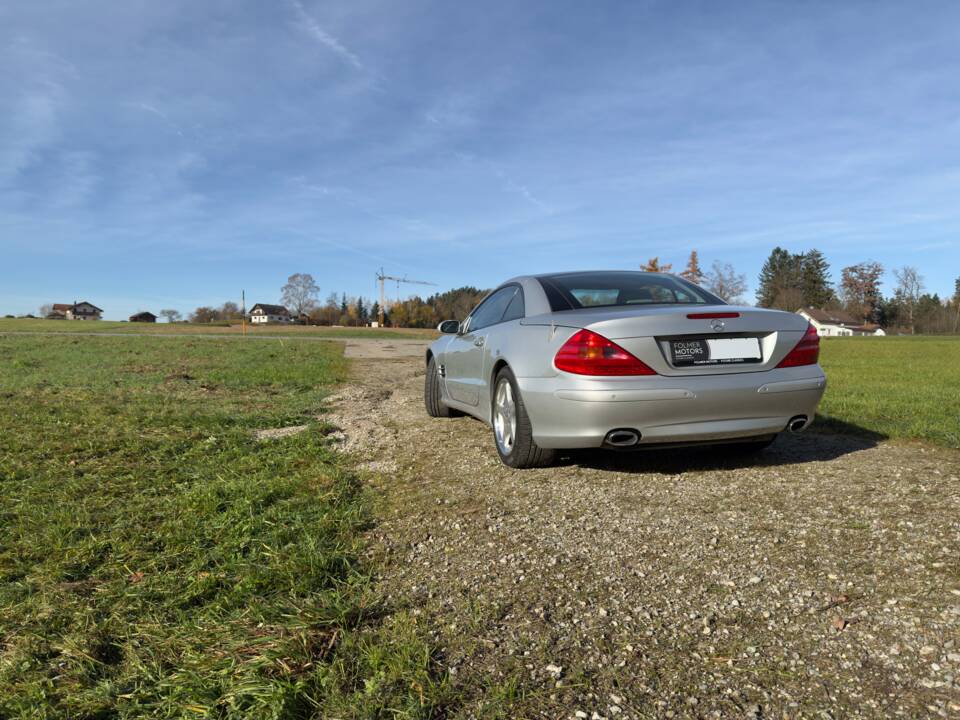 Image 87/89 of Mercedes-Benz SL 500 (2002)