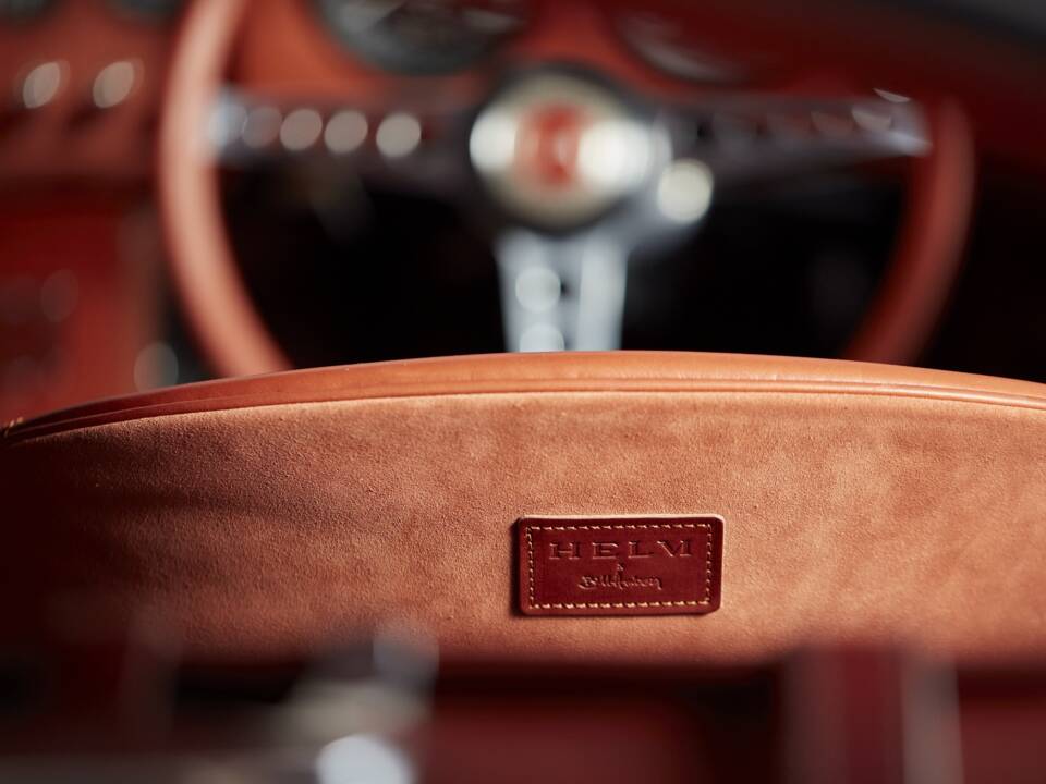 Bild 35/50 von Jaguar E-Type 3.8 Helm (1963)