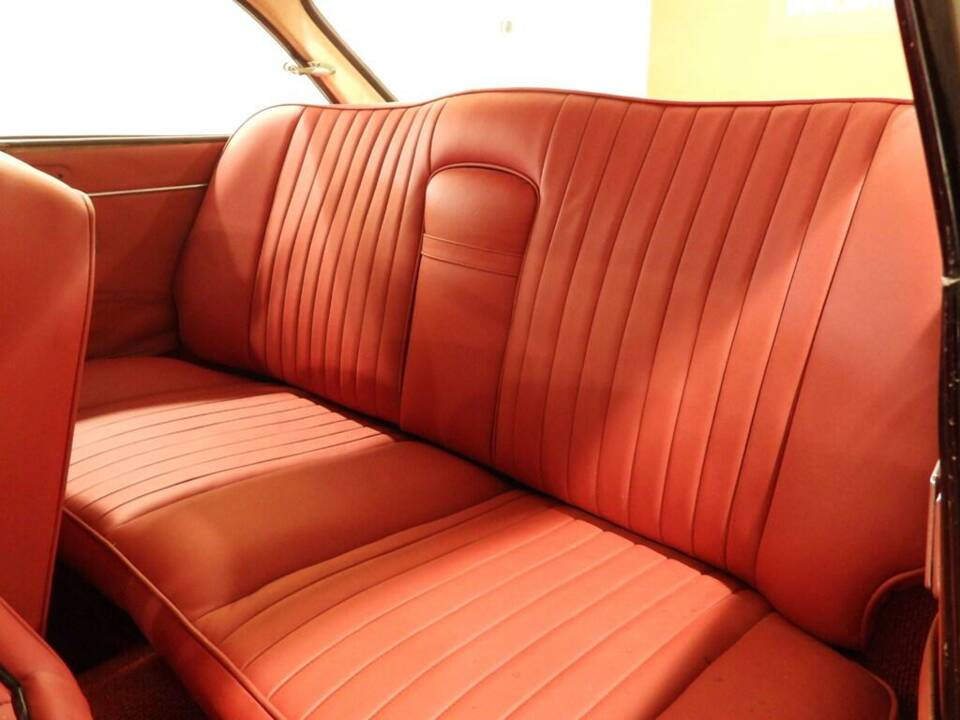 Bild 9/15 von Alfa Romeo 2600 Sprint (1964)