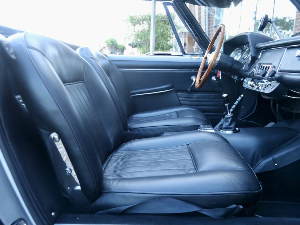 Bild 40/50 von Maserati Mistral 3700 Spyder (1965)