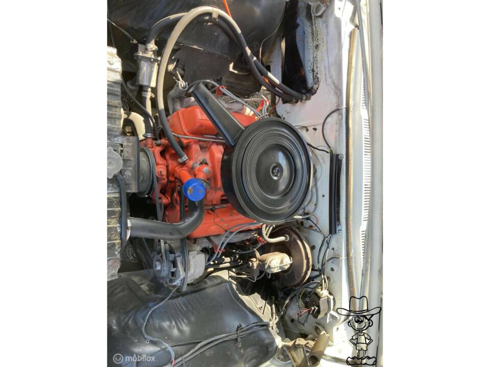 Image 23/50 of Pontiac Parisienne (1967)