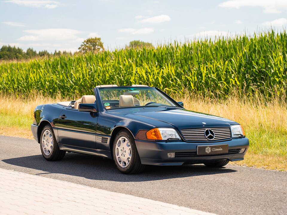Image 3/44 de Mercedes-Benz 500 SL (1990)