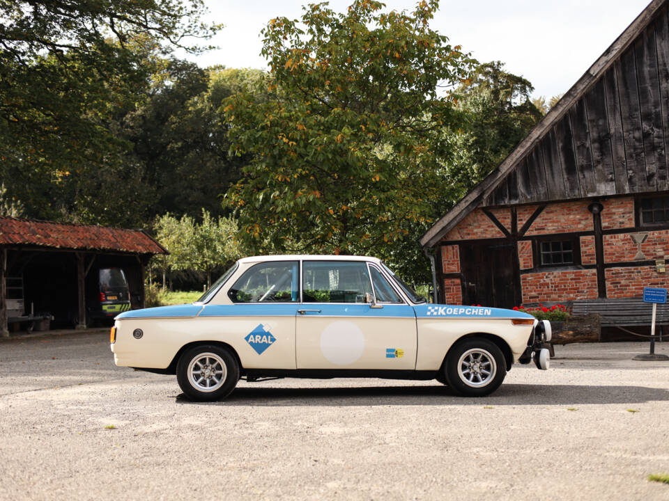 Image 58/80 de BMW 2002 (1975)