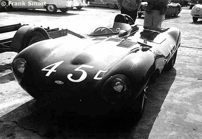 Immagine 4/12 di Jaguar Type D (1955)