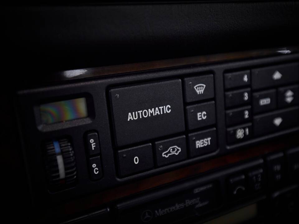 Image 81/100 de Mercedes-Benz SL 280 (1995)