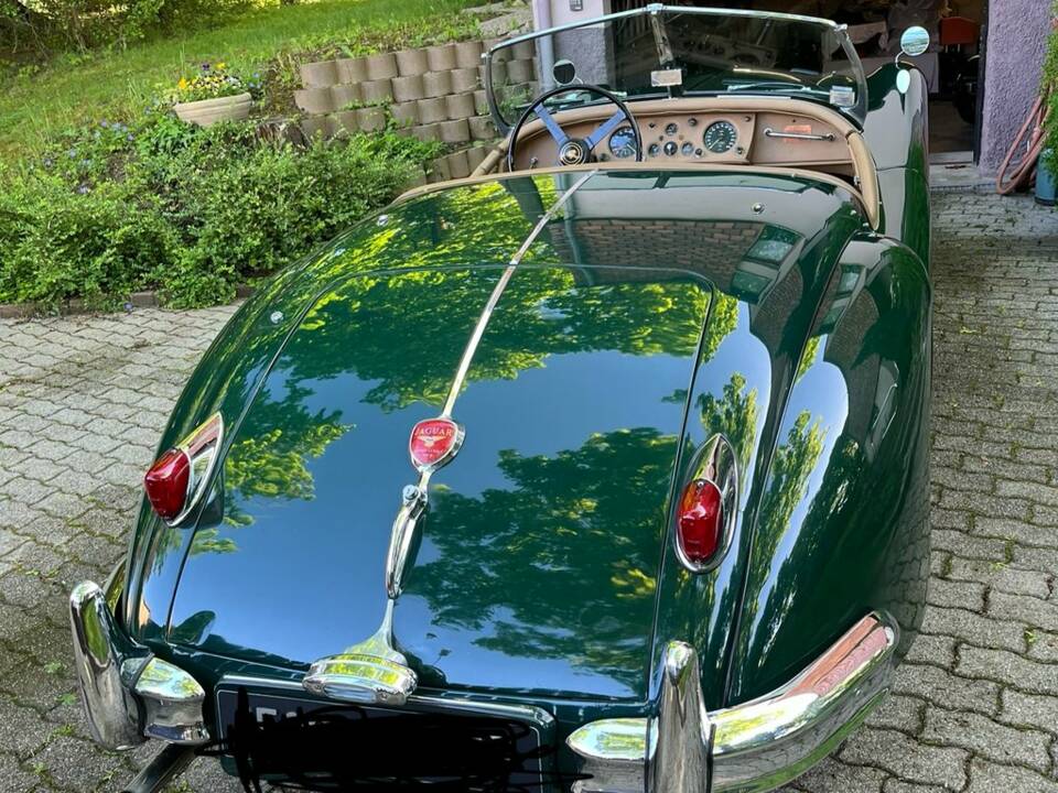 Imagen 5/8 de Jaguar XK 140 OTS (1956)