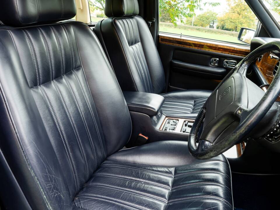 Bild 4/50 von Rolls-Royce Silver Spur Park Ward (1999)