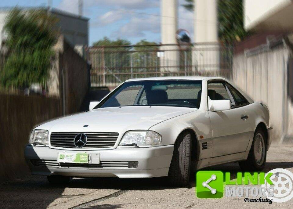 Immagine 6/10 di Mercedes-Benz 300 SL-24 (1989)