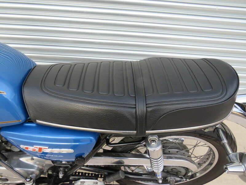 Image 17/42 of Suzuki GT 500 (1976)