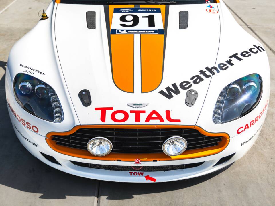 Bild 21/50 von Aston Martin V8 Vantage (2010)