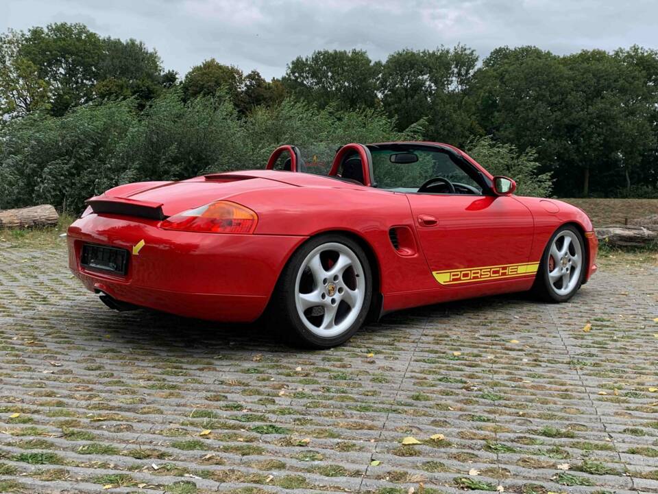 Image 4/8 of Porsche Boxster (2001)