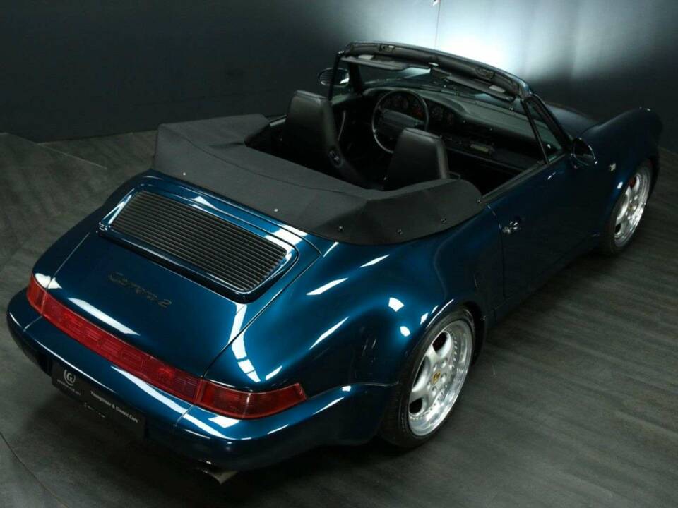 Image 22/30 of Porsche 911 Carrera 2 (WTL) (1993)