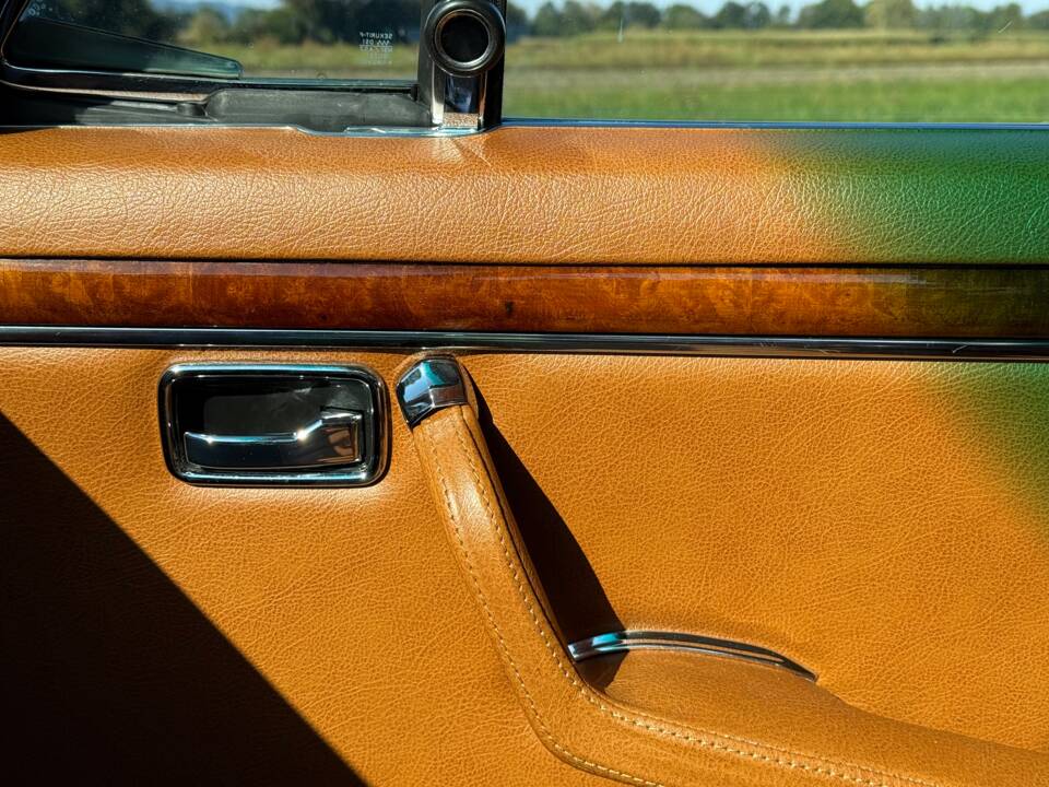 Image 20/39 of Mercedes-Benz 300 SEL 6.3 (1970)