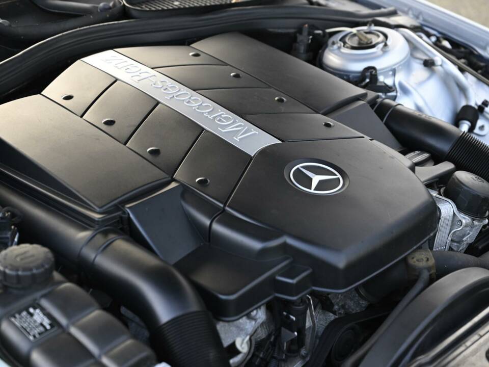 Image 30/50 de Mercedes-Benz S 500 L (2001)